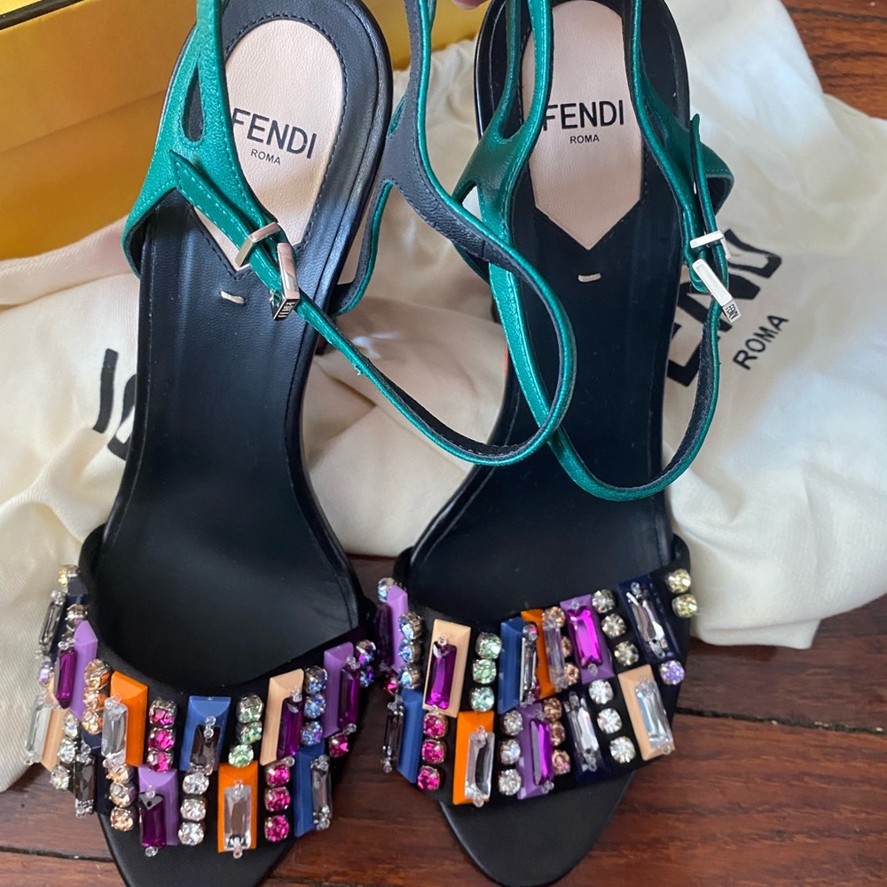 Fendi shoes - Picture 2 of 12